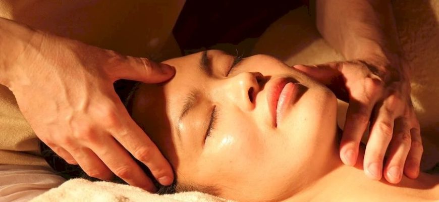 Японский массаж лица, как продлить молодость и красоту